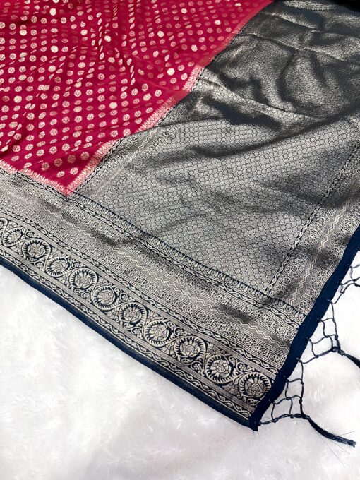 Tarahood Georgette Silk Saree with Contrast Pallu