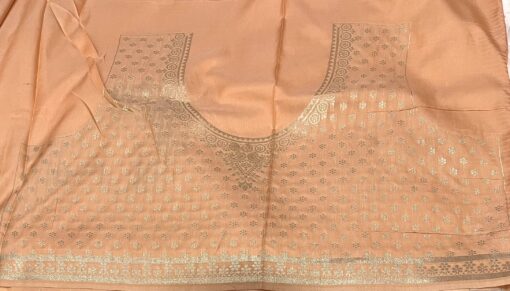 Tarahood Silk Saree with Beautiful Light Matching - Image 10
