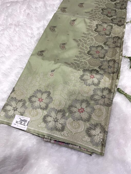 Tarahood Silk Saree with Beautiful Light Matching - Image 11
