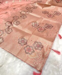 Tarahood Silk Saree with Beautiful Light Matching
