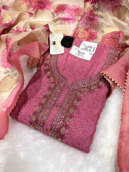 Tarahood Designer and Handwork Party and Casual Wear Printed Suit