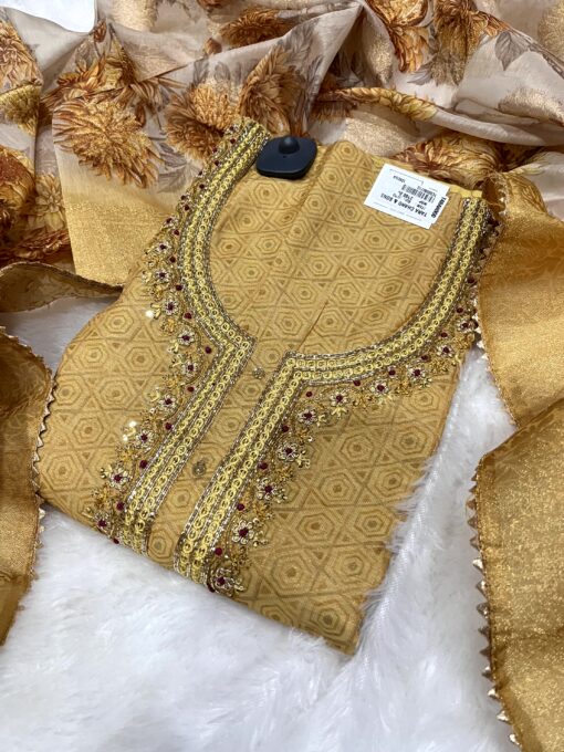 Tarahood Designer and Handwork Party and Casual Wear Printed Suit - Image 3