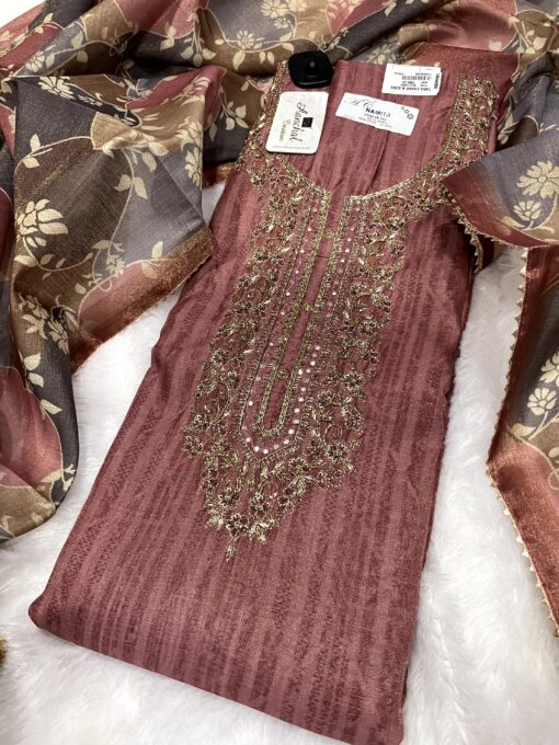 Tarahood Designer and Handwork Party and Casual Wear Printed Suit - Image 3