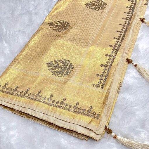 Tarahood Woven Design Beads and Stones Pure Silk Kanjeevaram Saree