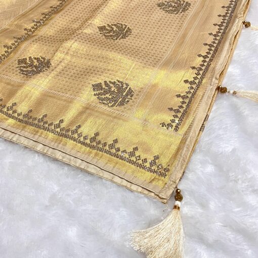 Tarahood Woven Design Beads and Stones Pure Silk Kanjeevaram Saree - Image 7