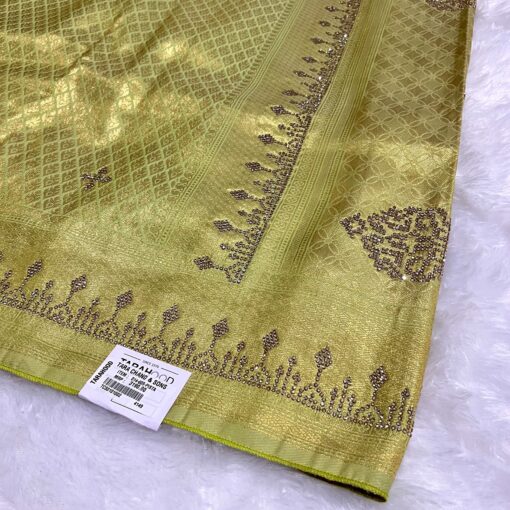 Tarahood Woven Design Beads and Stones Pure Silk Kanjeevaram Saree - Image 5