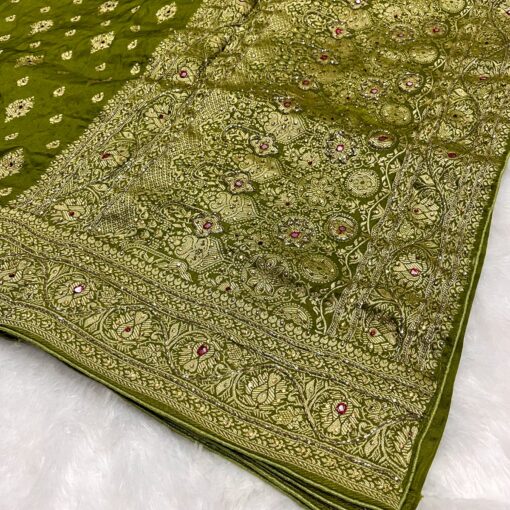 Tarahood Women Design cutdana and Stone  Silk Saree - Image 8