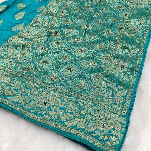 Tarahood Women Design cutdana and Stone  Silk Saree - Image 12