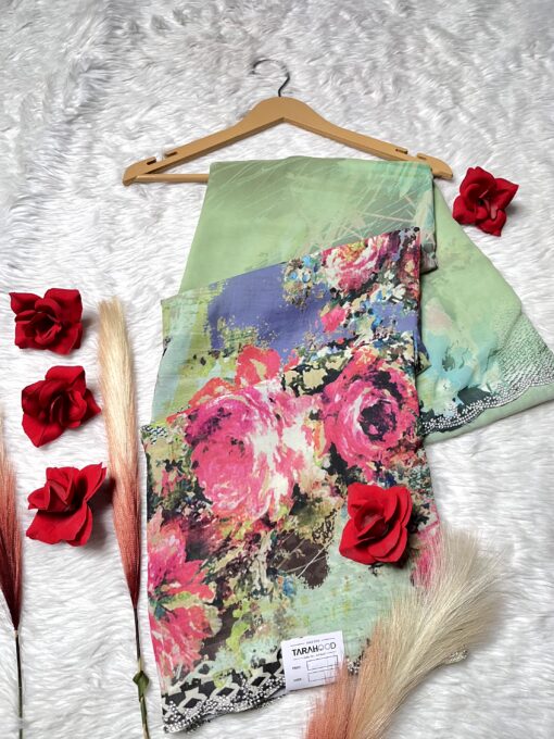Tarahood Floral And Symmetrical Printed Saree - Image 12