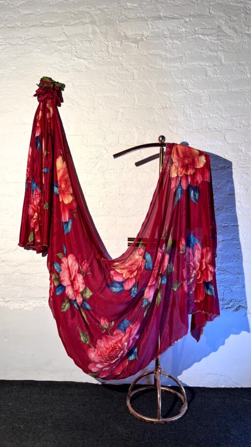 Tarahood Chinon Floral Print Saree With Hand Work - Image 13