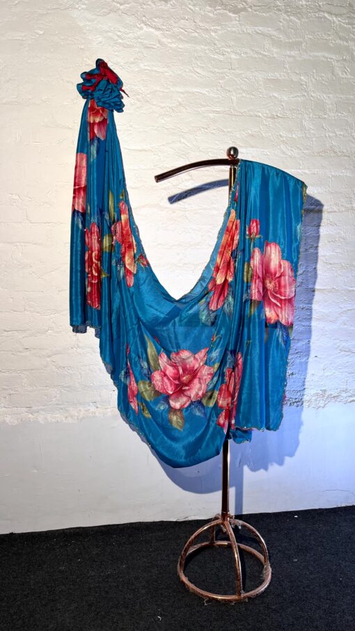 Tarahood Chinon Floral Print Saree With Hand Work - Image 3