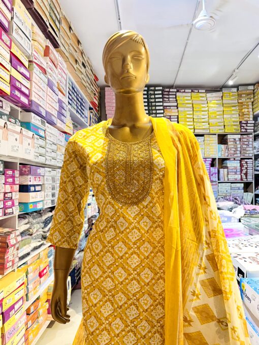 Tarahood Exclusive Yellow Cotton Kurta Set in Luxurious Finish - Image 2