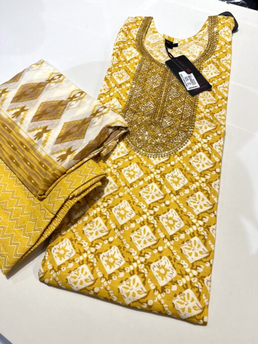 Tarahood Exclusive Yellow Cotton Kurta Set in Luxurious Finish - Image 3