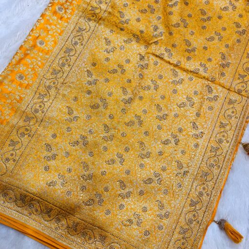 Tarahood Woven Design Jerken Swarovski Pure Silk Kanjeevaram Saree