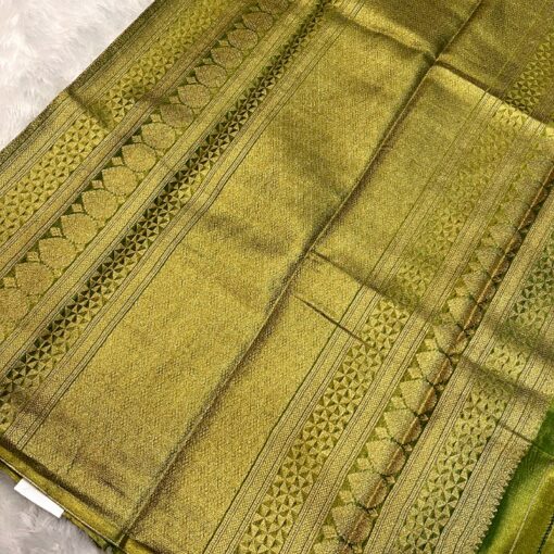 Tarahood Soft And Kanchipuam Silk Saree - Image 4