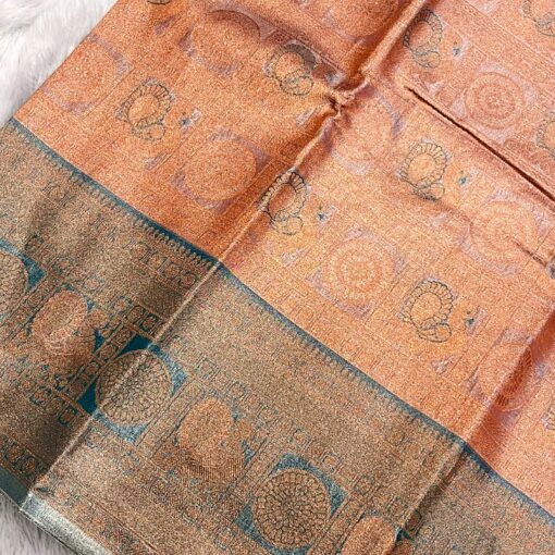 Tarahood Silk Woven Banarasi Saree - Image 15