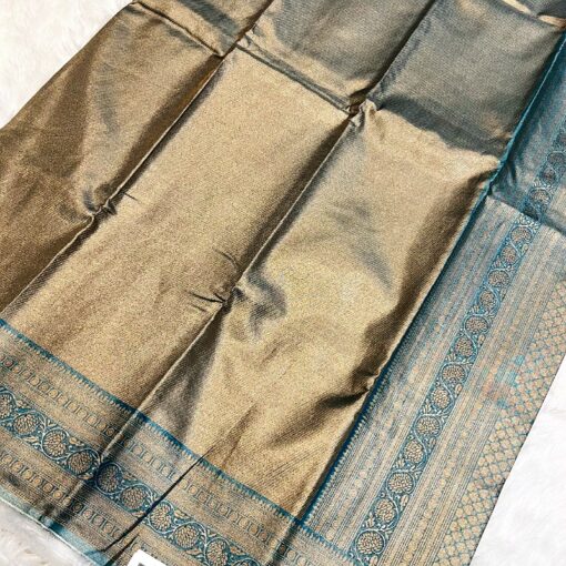 Morpich Kanjivaram Soft Silk Saree With Ossam Quality - Image 3