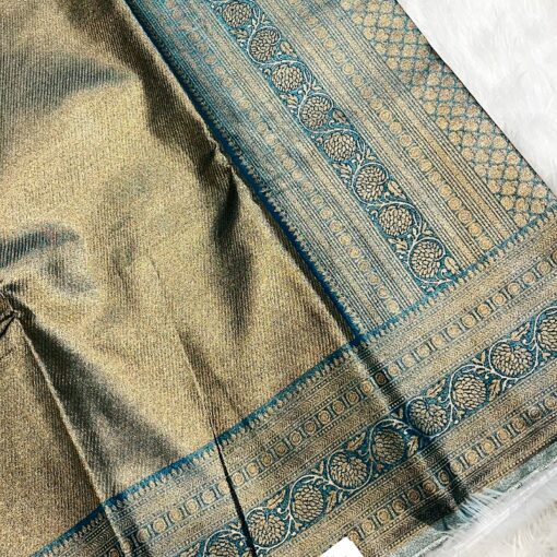 Morpich Kanjivaram Soft Silk Saree With Ossam Quality - Image 2