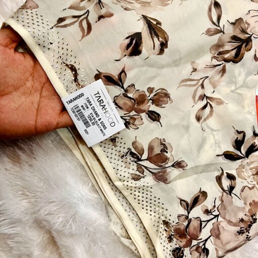 Tarahood Flower Printed Saree Daliy And Occasional wear - Image 3