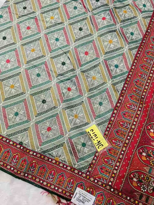 Tarahood Pure Katan Silk Banarasi Patola Saree - Image 3