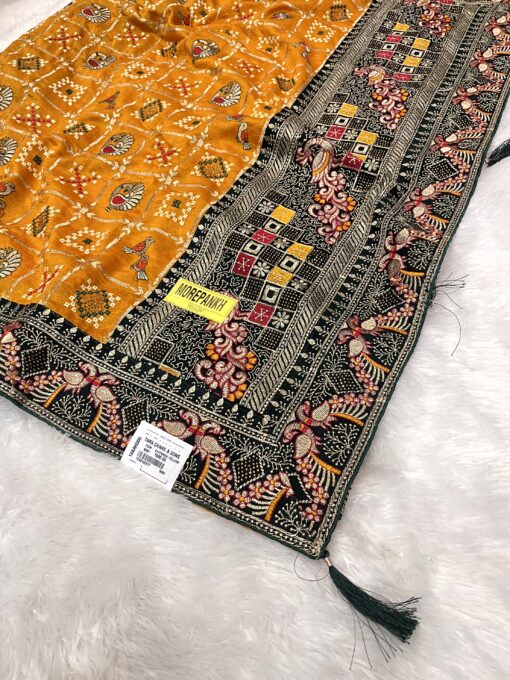 Royal Rajwadi Bandhani Saree by Tarahood – Handcrafted Heritage Wear - Image 3