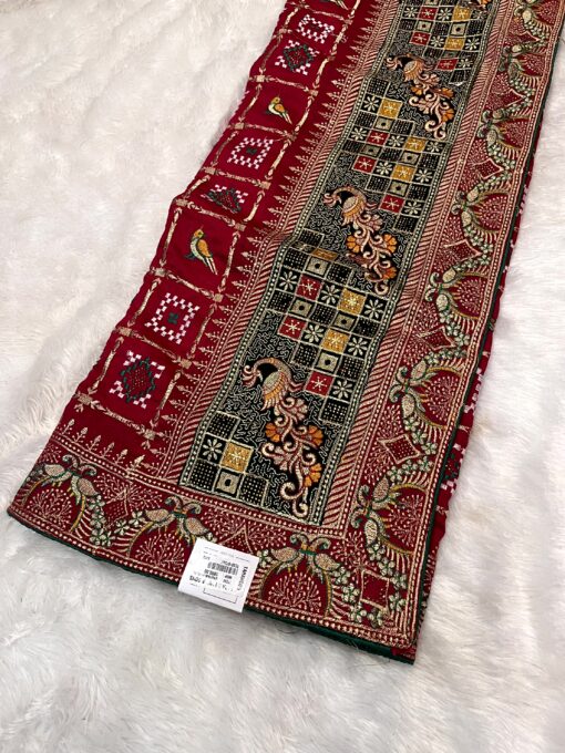 Royal Rajwadi Bandhani Saree by Tarahood – Handcrafted Heritage Wear - Image 6