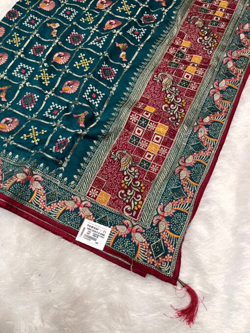 Royal Rajwadi Bandhani Saree by Tarahood – Handcrafted Heritage Wear - Image 14