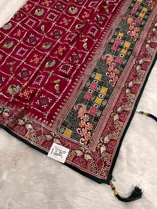Royal Rajwadi Bandhani Saree by Tarahood – Handcrafted Heritage Wear - Image 26