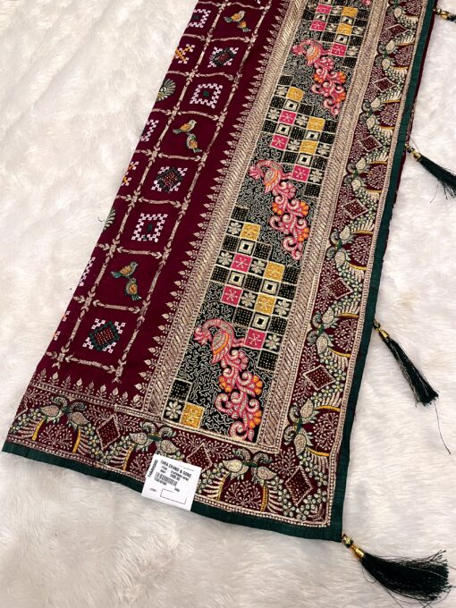 Royal Rajwadi Bandhani Saree by Tarahood – Handcrafted Heritage Wear - Image 27